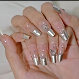 🔥3/$21 Silver French tip Butterflies and Crystal accents Press On Fake Nails